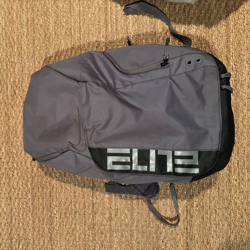 Nike Elite Hoops Basketball Backpack Gray
